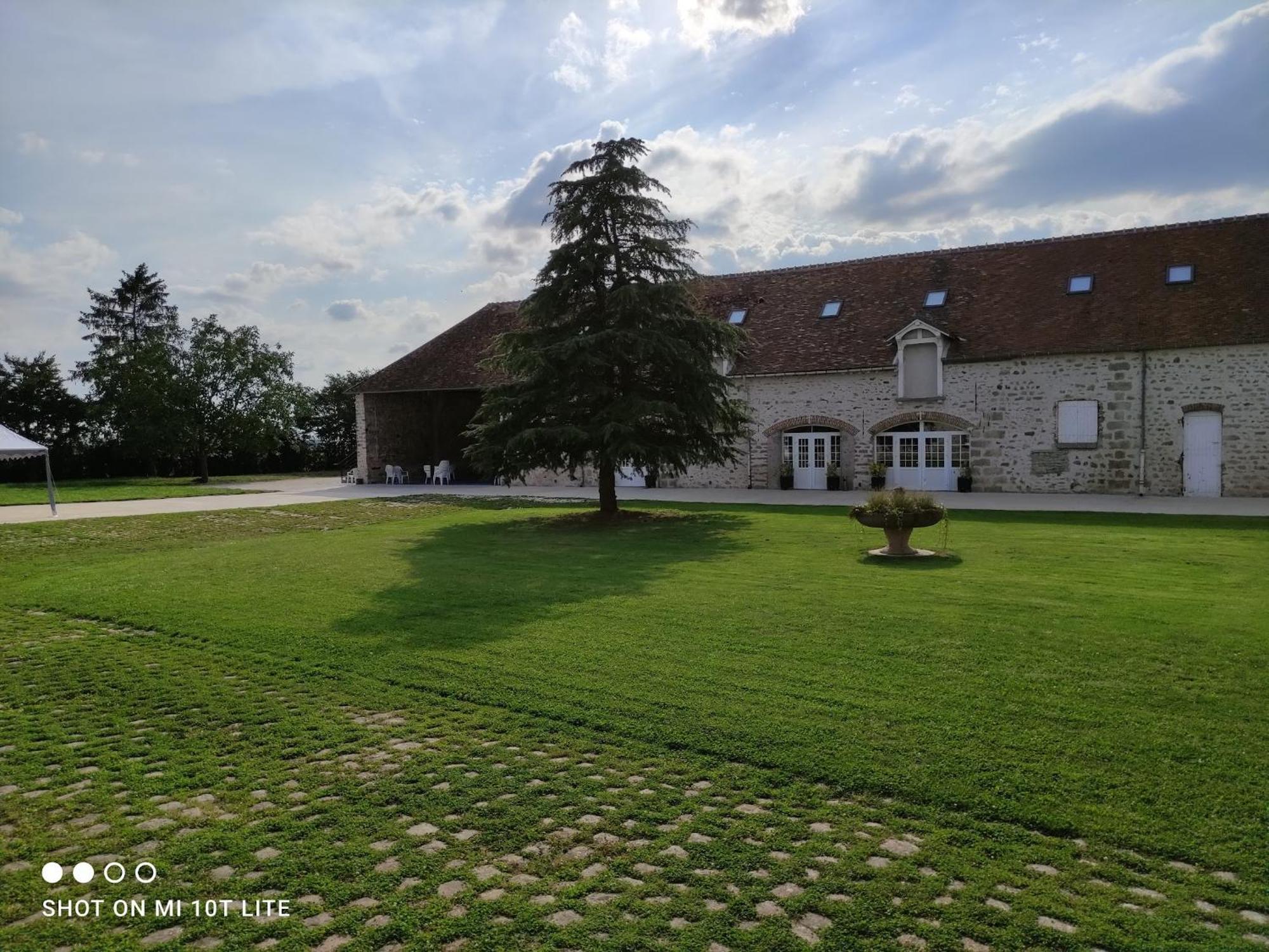 Bed and Breakfast Domaine De La Ferme De Mont Mormant Zewnętrze zdjęcie